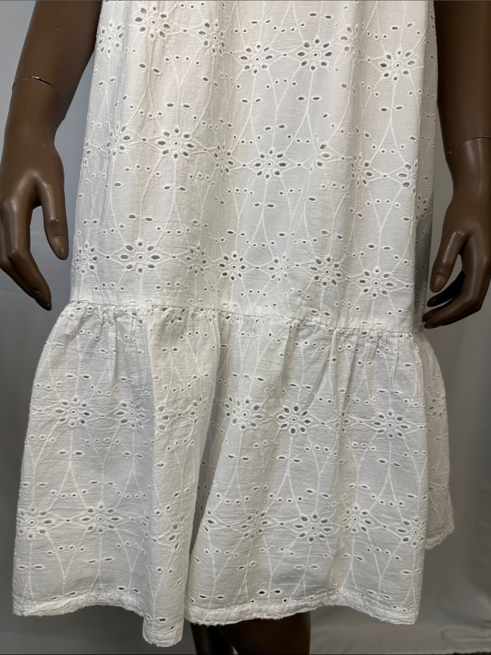 Lucky Brand Eyelet Sleeveless Dress | EUC | 100% Cotton - Picture 3 of 9